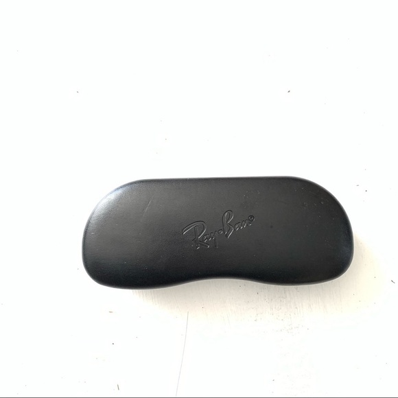 Ray-ban sunglass case - Picture 1 of 4